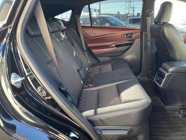 ハリアーハイブリッド プログレス　４ＷＤ　純正９型ナビ　全周囲カメラ　ＪＢＬサウンド　１００Ｖ電源　衝突被害軽減システム　レーダークルーズ　禁煙車　電動リアゲート　ハーフレザーシート　パワーシート　ドラレコ　コーナーセンサー（9枚目）