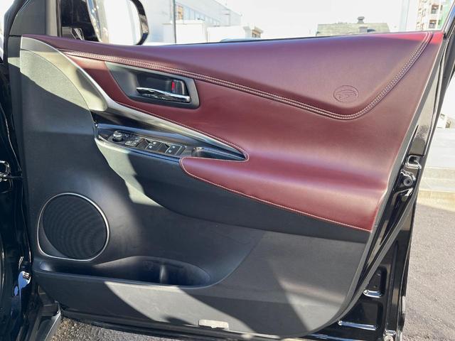 ハリアーハイブリッド プログレス　４ＷＤ　純正９型ナビ　全周囲カメラ　ＪＢＬサウンド　１００Ｖ電源　衝突被害軽減システム　レーダークルーズ　禁煙車　電動リアゲート　ハーフレザーシート　パワーシート　ドラレコ　コーナーセンサー（67枚目）