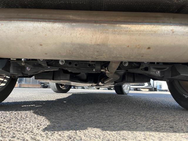 ハリアー Ｚ　衝突軽減装置　禁煙車　純正１２．３インチナビ　全周囲カメラ　ＪＢＬサウンドシステム　レーダークルーズ　ＥＴＣ　Ｂｌｕｅｔｏｏｔｈ　フルセグ　ドラレコ　パワーバックドア　デジタルインナーミラー（19枚目）