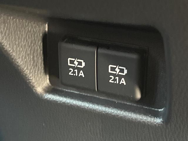 ハリアー Ｚ　衝突軽減装置　禁煙車　純正１２．３インチナビ　全周囲カメラ　ＪＢＬサウンドシステム　レーダークルーズ　ＥＴＣ　Ｂｌｕｅｔｏｏｔｈ　フルセグ　ドラレコ　パワーバックドア　デジタルインナーミラー（39枚目）