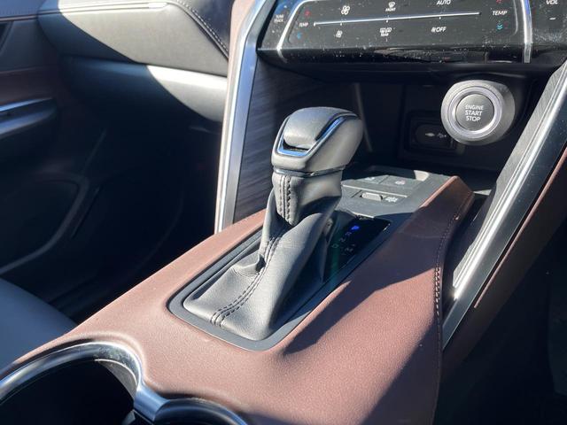 ハリアー Ｚ　衝突軽減装置　禁煙車　純正１２．３インチナビ　全周囲カメラ　ＪＢＬサウンドシステム　レーダークルーズ　ＥＴＣ　Ｂｌｕｅｔｏｏｔｈ　フルセグ　ドラレコ　パワーバックドア　デジタルインナーミラー（54枚目）