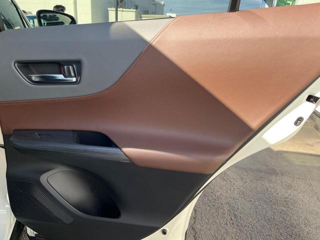 ハリアー Ｚ　衝突軽減装置　禁煙車　純正１２．３インチナビ　全周囲カメラ　ＪＢＬサウンドシステム　レーダークルーズ　ＥＴＣ　Ｂｌｕｅｔｏｏｔｈ　フルセグ　ドラレコ　パワーバックドア　デジタルインナーミラー（67枚目）