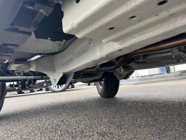 ジムニーノマド ＦＣ　４ＷＤ　衝突被害軽減システム　禁煙車　レーダークルーズ　ＬＥＤヘッド　ＬＥＤフォグ　コーナーセンサー　スマートキー　オートハイビーム　車線逸脱警報　オートライト　オートエアコン　純正１５インチアルミ（22枚目）