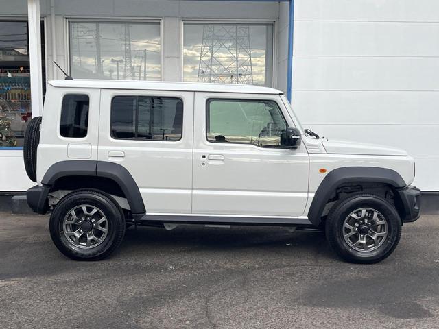 ジムニーノマド ＦＣ　４ＷＤ　衝突被害軽減システム　禁煙車　レーダークルーズ　ＬＥＤヘッド　ＬＥＤフォグ　コーナーセンサー　スマートキー　オートハイビーム　車線逸脱警報　オートライト　オートエアコン　純正１５インチアルミ（30枚目）