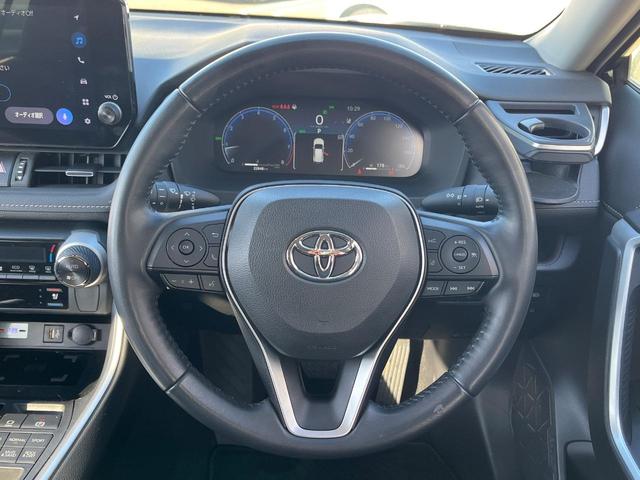 ＲＡＶ４ Ｇ　サンルーフ　４ＷＤ　モデリスタフルエアロ　衝突軽減装置　禁煙車　純正１０．５インチナビ　全周囲カメラ　レーダークルーズ　ＥＴＣ　Ｂｌｕｅｔｏｏｔｈ　フルセグ　ドラレコ　前席シートベンチレーション（11枚目）