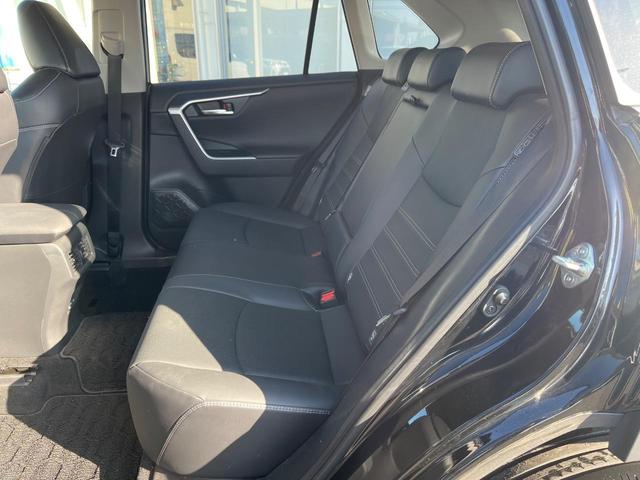 ＲＡＶ４ Ｇ　サンルーフ　４ＷＤ　モデリスタフルエアロ　衝突軽減装置　禁煙車　純正１０．５インチナビ　全周囲カメラ　レーダークルーズ　ＥＴＣ　Ｂｌｕｅｔｏｏｔｈ　フルセグ　ドラレコ　前席シートベンチレーション（37枚目）