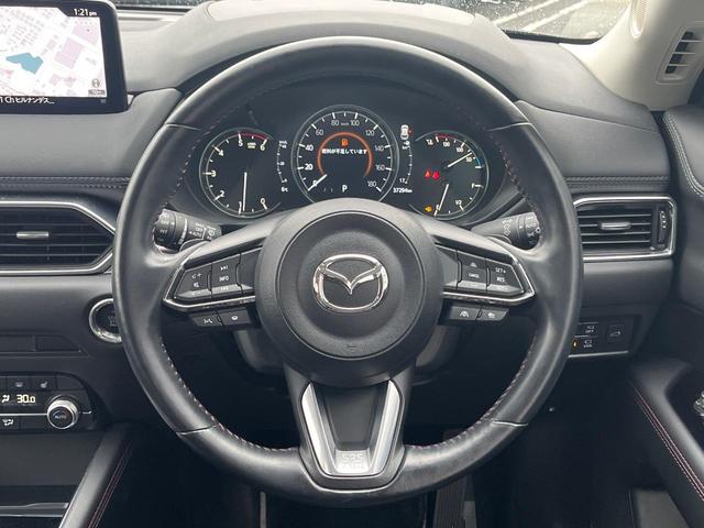 ＣＸ－５ ＸＤ　ブラックトーンエディション　ディーゼル（軽油）　衝突軽減装置　禁煙車　純正１０．２５型ナビ　全周囲カメラ　レーダークルーズ　ＥＴＣ　Ｂｌｕｅｔｏｏｔｈ　フルセグ　ドラレコ　シートヒーター　電動リアゲート　パワーシート　合皮レザー（11枚目）