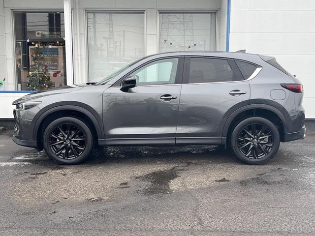 ＣＸ－５ ＸＤ　ブラックトーンエディション　ディーゼル（軽油）　衝突軽減装置　禁煙車　純正１０．２５型ナビ　全周囲カメラ　レーダークルーズ　ＥＴＣ　Ｂｌｕｅｔｏｏｔｈ　フルセグ　ドラレコ　シートヒーター　電動リアゲート　パワーシート　合皮レザー（67枚目）