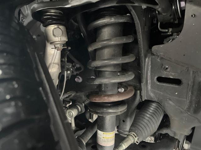 ランドクルーザー２５０ ＶＸ　丸目１眼ＬＥＤヘッドライト　ＪＢＬサウンド　サンルーフ　全周囲カメラ　デジタルインナーミラー　黒革シート　ベンチレーション　シートヒーター／ステアリングヒーター　７人乗り　パワーバックドア（21枚目）