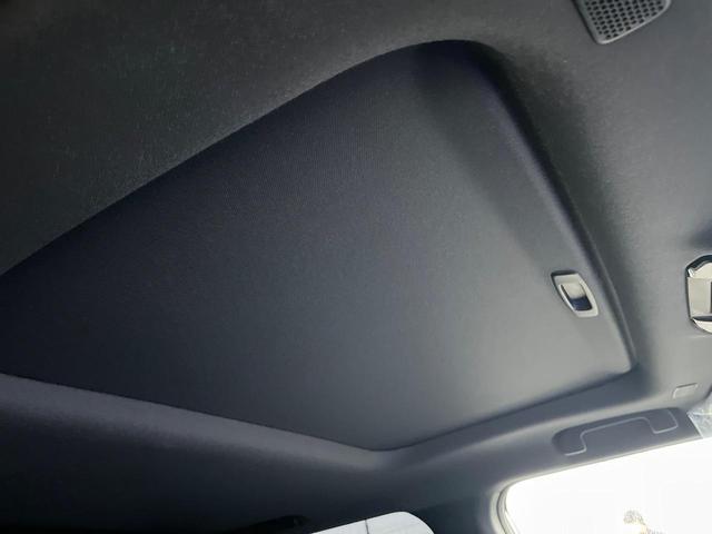 ランドクルーザー２５０ ＶＸ　丸目１眼ＬＥＤヘッドライト　ＪＢＬサウンド　サンルーフ　全周囲カメラ　デジタルインナーミラー　黒革シート　ベンチレーション　シートヒーター／ステアリングヒーター　７人乗り　パワーバックドア（48枚目）