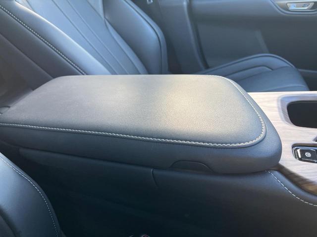 ＮＸ ＮＸ３５０ｈ　Ｆスポーツ　ＴＲＤエアロ　サンルーフ　衝突軽減装置　禁煙車　純正１４インチナビ　全周囲カメラ　本革シート　レーダークルーズ　ＥＴＣ　フルセグ　ドラレコ　ＡＣ１００Ｖ電源　前席シートベンチレーション（62枚目）