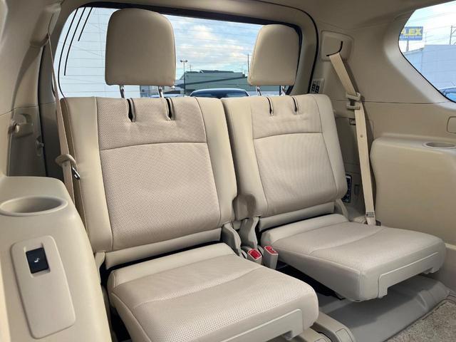 �R��ڃV�[�g�͂�������ԗǍD����l�ł��������ƍ����Ē����܂��̂ŁA��l���ł̂��o���������N���N�ł��􂲉Ƒ��ŁA�C�̒m�ꂽ���ԂŁA�h���C�u�ɍs���̂��y���݂ł��ˁ�