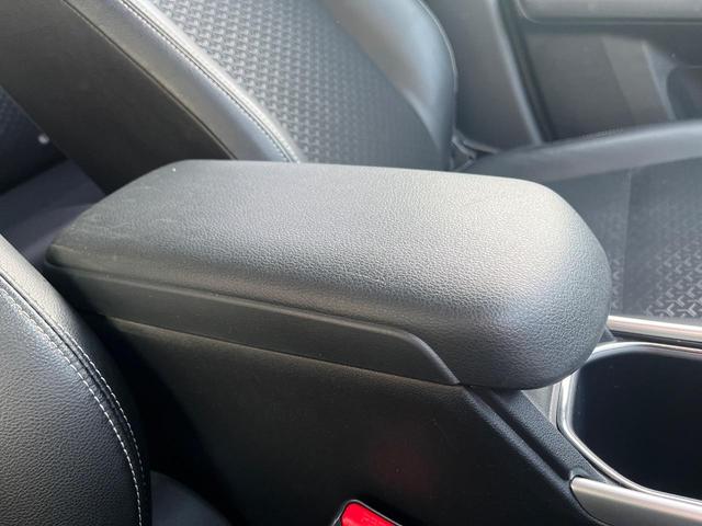 ロッキー プレミアムＧ　ＨＥＶ　衝突軽減装置　禁煙車　９型ディスプレイオーディオ　レーダークルーズ　バックカメラ　Ｂｌｕｅｔｏｏｔｈ　フルセグ　ドレレコ　ＡｐｐｌｅＣａｒＰｌａｙ　シートヒーター　流れるウィンカー　ハーフレザーシート（53枚目）