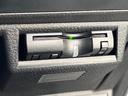インプレッサスポーツ ２．０ｉ　禁煙車　ＥＴＣ　Ｂｌｕｅｔｏｏｔｈ　フルセグ　ＨＩＤヘッドライト　クルコン　革巻きステアリング　パドルシフト　デュアルオートエアコン　純正１６インチアルミホイール　フォグライト　アイドリングストップ（6枚目）