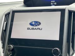 【純正ビルトインナビ】インテリアに溶け込むスタイリッシュな「専用設計ナビ」を装備♪視認性や操作性など基本性能にも優れ、より上質なカーライフをお楽しみいただけます。 3