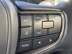 �ڥ졼�������롼������ȥ�����۹�®ƻϩ�Ǥ�Ĺ��Υ���Ԥ��ڤˡ�����ư��®�٤��ݤĥ��롼������ȥ����뤬�����ͷڸ������ƥ��Ϣ�Ȥ��������μ�ξ���Τ��Ƽִ֤��ݤĤ褦��®��Ĵ�ᤷ�Ƥ���ޤ����� 6