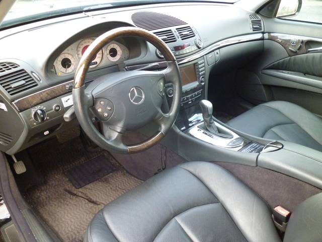 E500ステーションワゴン アバンギャルド 19inAW(7枚目)
