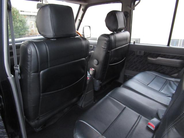 ランドクルーザープラド ＳＸワイド　リフトアップ　ジムライン１６インチホイール　ＢＦグッドリッチオールテレーンタイヤ　トヨタ純正ブラックフロントバンパー　新品スモークヘッドライト　新品オレンジコーナー　新品オレンジウインカ　ＬＥＤテール（17枚目）