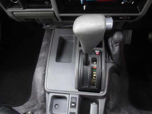 ランドクルーザープラド ＳＸワイド　リフトアップ　ジムライン１６インチホイール　ＢＦグッドリッチオールテレーンタイヤ　トヨタ純正ブラックフロントバンパー　新品スモークヘッドライト　新品オレンジコーナー　新品オレンジウインカ　ＬＥＤテール（30枚目）