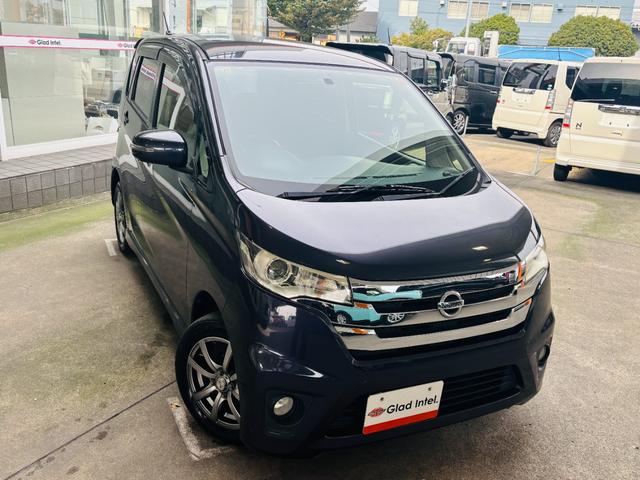 デイズ ハイウェイスター G Bluetooth対応ナビTV/アラウンドビュー/スマートキー/オートエアコン/オートライト/HIDヘッドライト/社外14インチアルミホイール(4枚目)