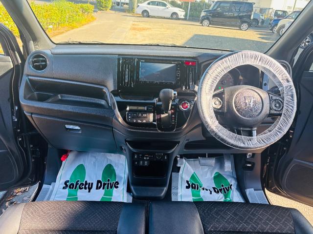 Ｎ－ＷＧＮカスタム Ｇ・Ｌパッケージ　４ＷＤ車／Ｂｌｕｅｔｏｏｔｈ対応純正ナビＴＶ／バックカメラ／ビルトインＥＴＣ／シートヒーター／ハーフレザーシート／ステアリングリモコン／ＨＩＤヘッドライト／純正１４インチアルミホイール（11枚目）