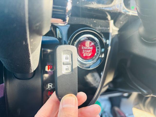 Ｎ－ＷＧＮカスタム Ｇ・Ｌパッケージ　４ＷＤ車／Ｂｌｕｅｔｏｏｔｈ対応純正ナビＴＶ／バックカメラ／ビルトインＥＴＣ／シートヒーター／ハーフレザーシート／ステアリングリモコン／ＨＩＤヘッドライト／純正１４インチアルミホイール（21枚目）