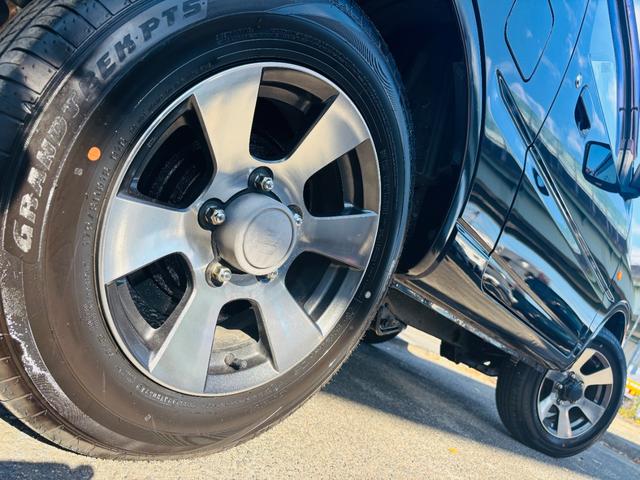 ジムニー クロスアドベンチャーXC マニュアル/4WD車/ハーフレザーシート/社外オーディオ/キーレスキー/純正16インチアルミホイール(19枚目)