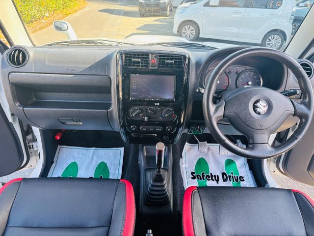ジムニー クロスアドベンチャー 4WD/ターボ車両/マニュアル/リフトアップ/Bluetooth対応社外ナビTV/バックカメラ/シートヒーター/カスタムシフトレバー/マッドタイヤ装着/LEDフォグランプ/純正16インチアルミホイール(11枚目)