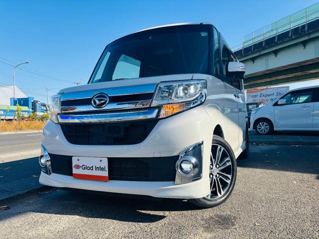 入庫時には全車ポリッシャーを使い、外装の磨き施工を行い、小キズ・水垢を落とします！納車前には展示中に付いた汚れを落とし、ＷＡＸコーティングをしてボディの艶出し・保護を致します！仕上がりにご期待下さい！