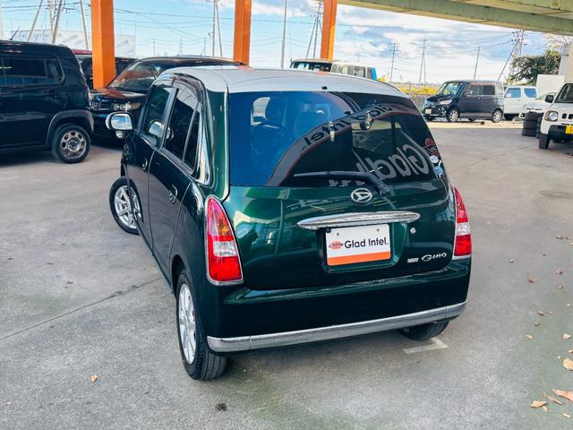 車両コンディションは良好です◎中古車レベルの小キズ等は多少御座いますが、全体的にとても綺麗です！光沢のあるボディを、是非一度お確かめ下さい！気になる箇所があれば、お安くお直し致しますよ♪