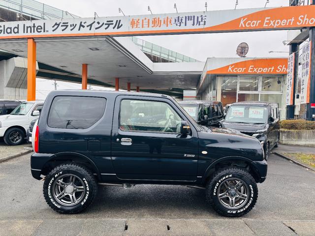ジムニー クロスアドベンチャー　４ＷＤ／ターボ車／後期型／リフトアップ／マッドタイヤ装着車／キーレスキー／社外ＣＤオーディオ／純正１６インチアルミホイール（24枚目）