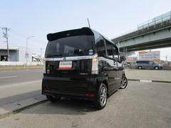当店のスタッフは長年自動車業界で培った経験・知識を生かし、沢山ある車両の中から最適な１台をご提案します！車種や形などのご要望が定まっていない方も、沢山ある展示車を見ながら自分に合う車を見つけましょう♪ 5