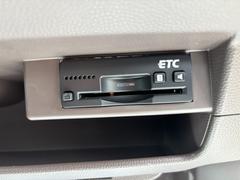 ＥＴＣも搭載しております！高速道路の料金所もストレスフリーで通過できますよ！ついついレジャーに出かけたくなります！ 4