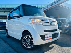 �ܥǥ����ϡ��ۥ�������Ρ֥ץ�ߥ���ۥ磻�ȥѡ���פǤ�����Ϥ�����ϰ���Ū�ˤȤƤ�͵��Ǥ���͡�ï����Ⱖ����륫�顼�Ǥ��� 2