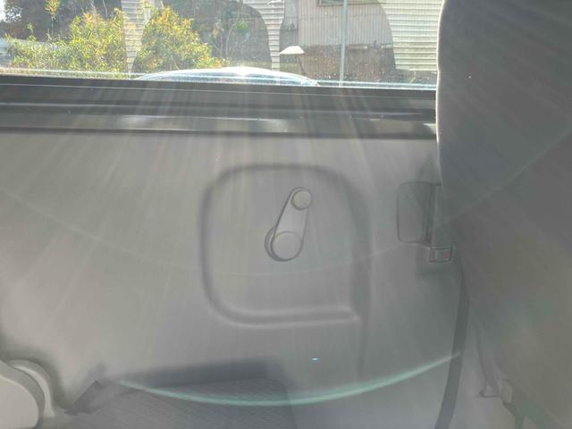 エブリイ PCリミテッド 4WD ハイルーフ AT ETC 両側スライドドア キーレスエントリー 電動格納ミラー 盗難防止システム ABS エアコン パワーステアリング パワーウィンドウ(14枚目)