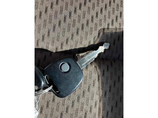 エブリイ PCリミテッド 4WD ハイルーフ AT ETC 両側スライドドア キーレスエントリー 電動格納ミラー 盗難防止システム ABS エアコン パワーステアリング パワーウィンドウ(30枚目)