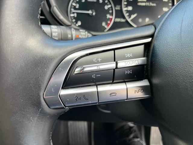 MAZDA3ファストバック 20Sプロアクティブ ツーリングセレクション ドライブレコーダー ETC 全周囲カメラ クリアランスソナー オートクルーズコントロール レーンアシスト 衝突被害軽減システム アルミホイール オートマチックハイビーム LEDヘッドランプ(10枚目)