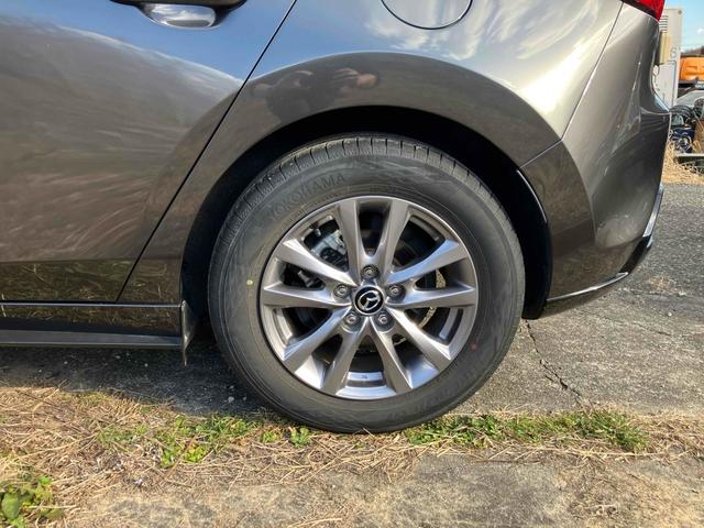 MAZDA3ファストバック 20Sプロアクティブ ツーリングセレクション ドライブレコーダー ETC 全周囲カメラ クリアランスソナー オートクルーズコントロール レーンアシスト 衝突被害軽減システム アルミホイール オートマチックハイビーム LEDヘッドランプ(22枚目)