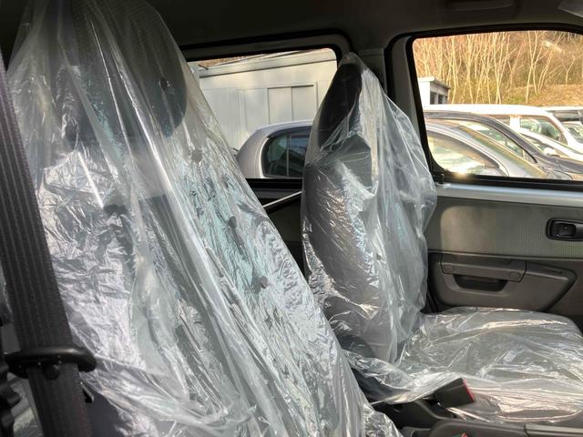 タウンエースバン ＧＬ　４ＷＤ　クリアランスソナー　衝突被害軽減システム　両側スライドドア　キーレスエントリー　アイドリングストップ　ＡＴ　ＡＢＳ　ＥＳＣ　エアコン　パワーステアリング　パワーウィンドウ（24枚目）