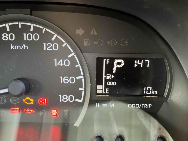 タウンエースバン ＧＬ　４ＷＤ　クリアランスソナー　衝突被害軽減システム　両側スライドドア　キーレスエントリー　アイドリングストップ　ＡＴ　ＡＢＳ　ＥＳＣ　エアコン　パワーステアリング　パワーウィンドウ（29枚目）