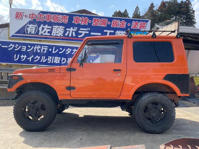 ジムニー インタークーラーターボ　標準ルーフ　ＭＴ　４ＷＤ（8枚目）