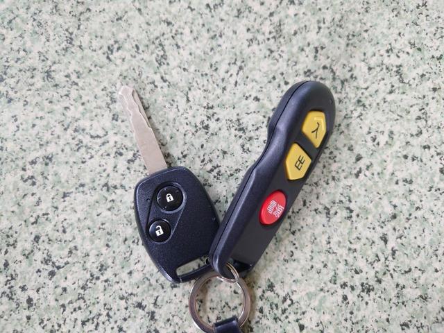 Ｎ－ＢＯＸ＋ Ｇ　車いす仕様車　４ＷＤ　寒冷地仕様　ベージュ内装　禁煙車　サイドバイザー　プライバシーガラス　カロッツェリアオーディオ　ミラーヒーター　前席シートヒーター　ライトレベライザー　横滑り防止　手すり　ウィンチ　スロープ（43枚目）
