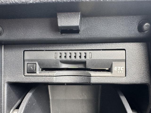 アルファード ２．５Ｓ　禁煙車　４ＷＤ【寒冷地仕様】後期型　純正１０．５インチナビ＆後席モニター　フルセグＴＶ　ＣＤ＆ＤＶＤ　ＢＬＵＥＴＯＯＴＨ　バックカメラ　【ＲＡＹＳ１９インチホイール】ＴＥＩＮ車高調　両側自動スライド（41枚目）