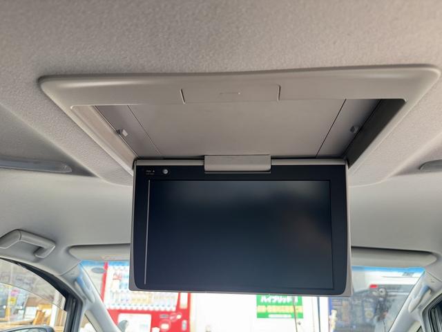 アルファード ２．５Ｓ　禁煙車　４ＷＤ【寒冷地仕様】後期型　純正１０．５インチナビ＆後席モニター　フルセグＴＶ　ＣＤ＆ＤＶＤ　ＢＬＵＥＴＯＯＴＨ　バックカメラ　【ＲＡＹＳ１９インチホイール】ＴＥＩＮ車高調　両側自動スライド（45枚目）