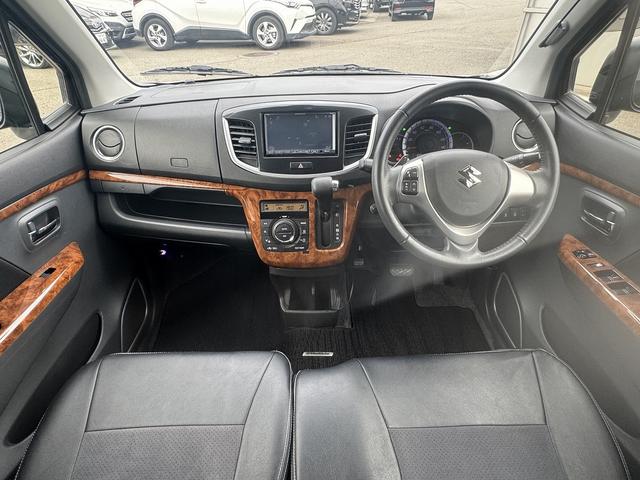 ワゴンＲスティングレー Ｔ　禁煙車【衝突軽減サポート】シートヒーター　社外ナビ　フルセグＴＶ　ＢＬＵＥＴＯＯＴＨ　ＣＤ＆ＤＶＤ　ＵＳＢ　バックカメラ　ドラレコ　ＥＴＣ　プッシュスタート　電格ミラー　ミラーウィンカー　シートカバー（7枚目）