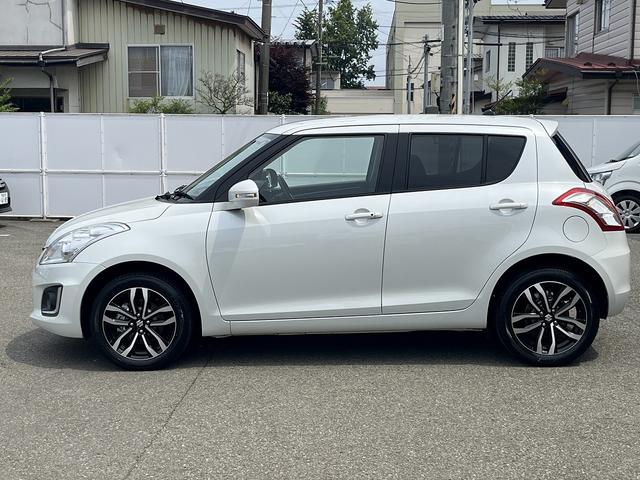 スイフト スタイル－ＤＪＥ　禁煙車　４ＷＤ【クルーズコントロール】アイドリングストップ　シートヒーター　オーディオ　ＣＤ　ＡＵＸ　ＵＳＢ　オートエアコン　電格ミラー　ミラーウィンカー　純正アルミ　スペアキー　記録簿　取説　保証書（41枚目）
