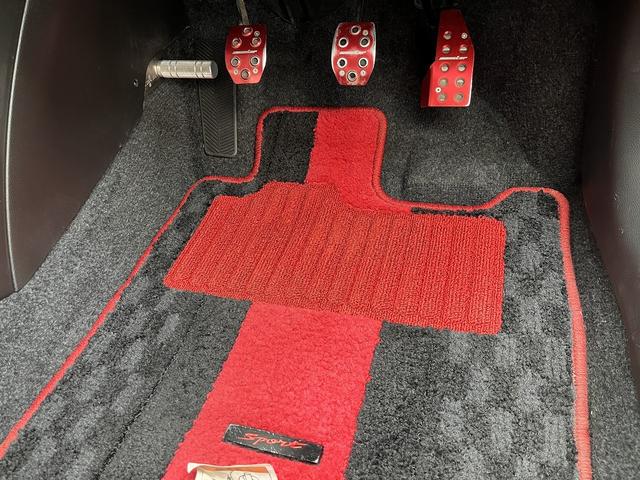 スイフトスポーツ ベースグレード 禁煙車 1オーナー 6速MT【Greddyフルエアロ】社外マフラー【クスコタワーバー】ADVAN17インチアルミ【ブーストメーター】クルーズコントロール ドライブレコーダー シートヒーター(11枚目)