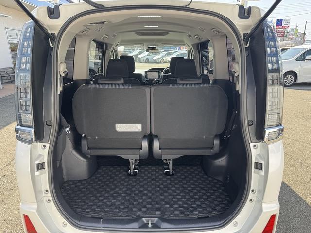 ヴォクシー ＺＳ　禁煙車　１オーナー　アルパイン１０インチナビ　フルセグＴＶ　Ｂｌｕｅｔｏｏｔｈ　バックカメラ　ステアリモコン　レーンアシスト　衝突軽減サポート【モデリスタエアロ】電動スライドドア　純正１６インチアルミ（24枚目）