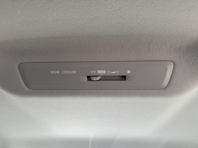 ヴォクシー ＺＳ　禁煙車　１オーナー　アルパイン１０インチナビ　フルセグＴＶ　Ｂｌｕｅｔｏｏｔｈ　バックカメラ　ステアリモコン　レーンアシスト　衝突軽減サポート【モデリスタエアロ】電動スライドドア　純正１６インチアルミ（41枚目）