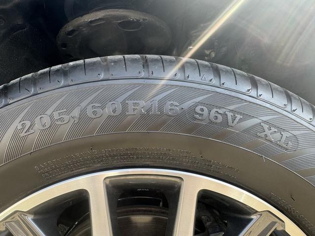 ヴォクシー ＺＳ　禁煙車　１オーナー　アルパイン１０インチナビ　フルセグＴＶ　Ｂｌｕｅｔｏｏｔｈ　バックカメラ　ステアリモコン　レーンアシスト　衝突軽減サポート【モデリスタエアロ】電動スライドドア　純正１６インチアルミ（47枚目）